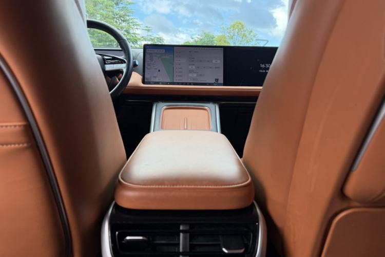 Used XPeng G9 2024 702 Max Interior 11