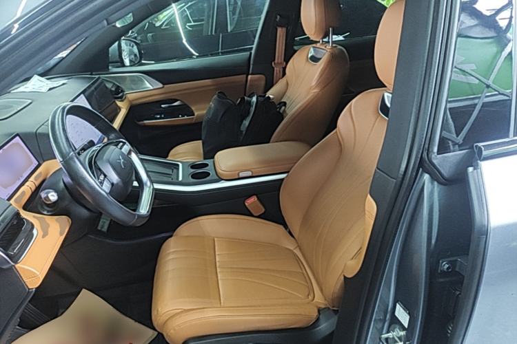 Used XPeng G9 2024 570 Max Left Front Seat