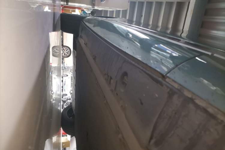 Used XPeng G9 2024 570 Max Right Side Sill