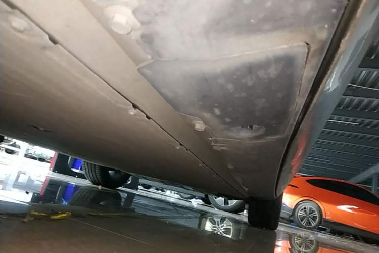 Used XPeng G9 2024 702 Max Right Side Sill