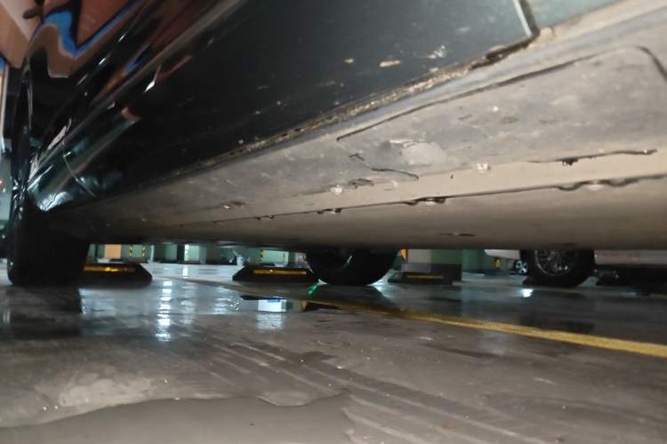 Used XPeng G9 2024 702 Max Chassis Front Right