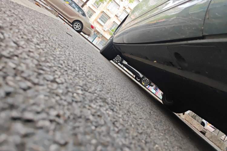 Used XPeng G9 2024 702 Max Chassis Front Right