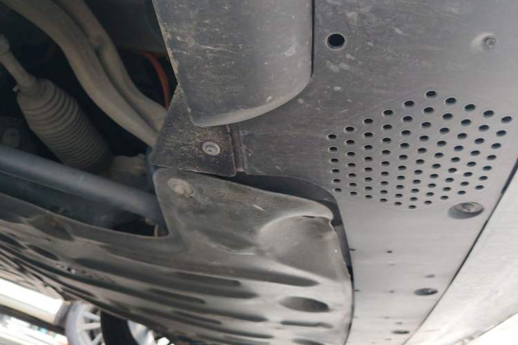 Used XPeng G9 2024 702 Max Chassis Front Right
