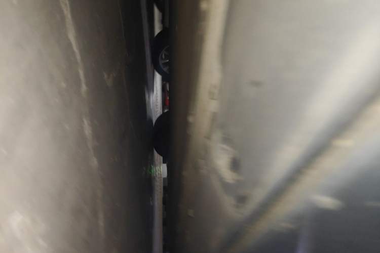 Used XPeng G9 2024 570 Pro Chassis Rear Right