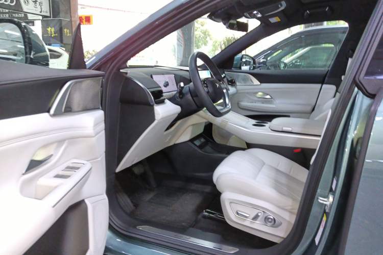 Used XPeng G9 2024 702 Max Driver Seat
