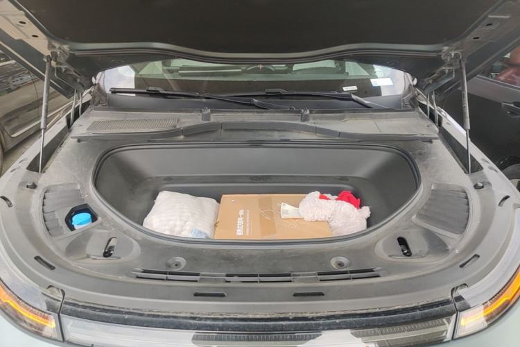 Used XPeng G9 2024 702 Max Engine Bay