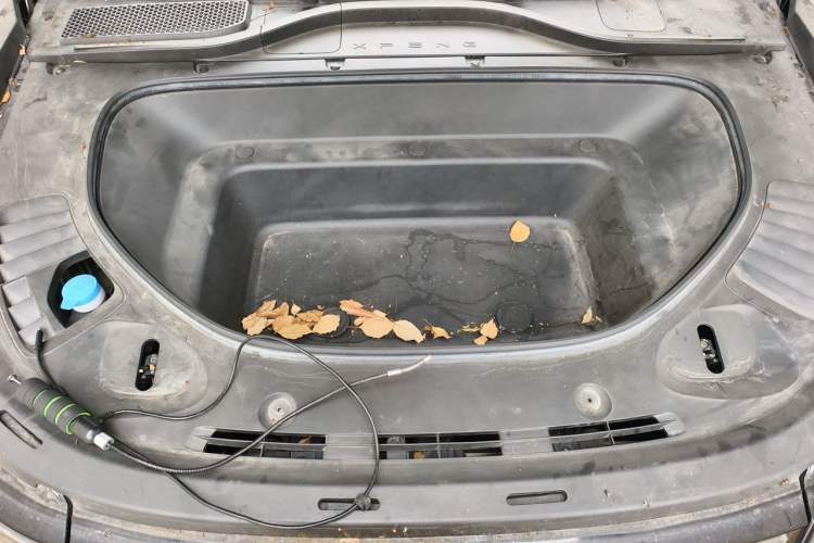 Used XPeng G9 2024 702 Max Engine Bay