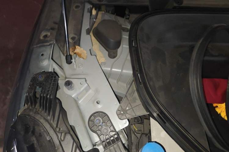 Used XPeng G9 2024 570 Pro Engine Bay Right