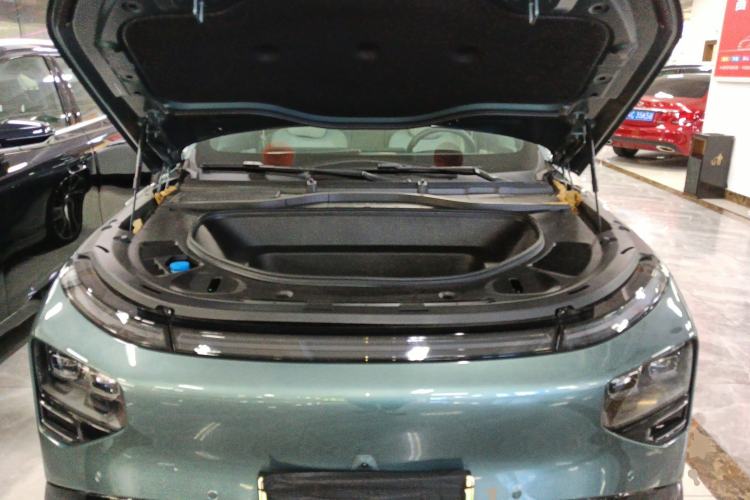 Used XPeng G9 2024 702 Max Engine Bay