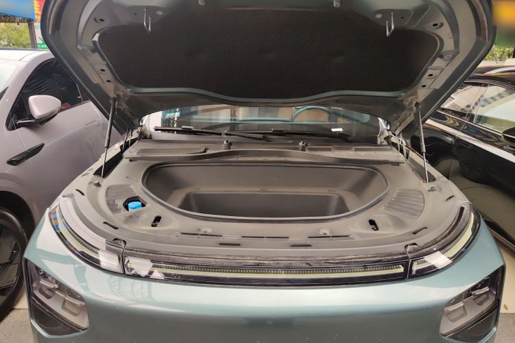 Used XPeng G9 2024 570 Pro Engine Bay