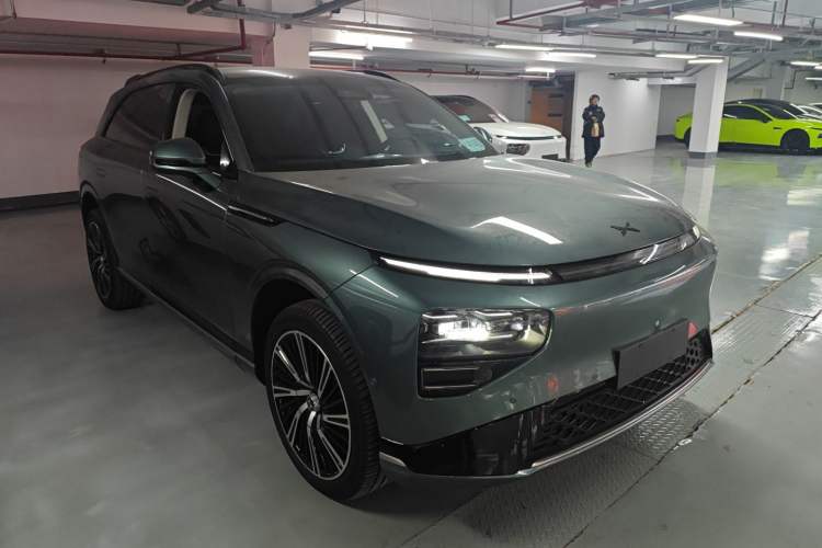 Used XPeng G9 2024 650 Max Exterior 1