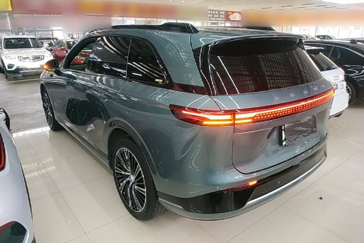 Used XPeng G9 2024 570 Max Exterior 2