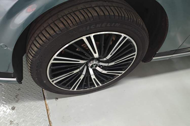 Used XPeng G9 2024 650 Max Exterior 4
