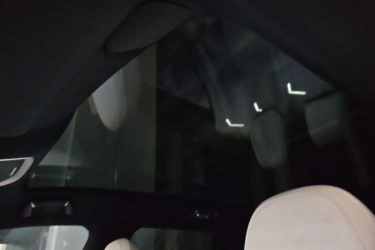 Used XPeng G9 2024 570 Max Headliner