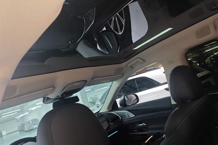 Used XPeng G9 2024 650 Max Headliner