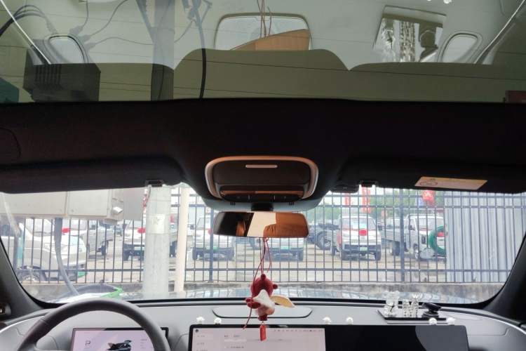 Used XPeng G9 2024 570 Max Headliner