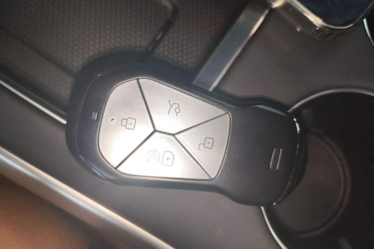 Used XPeng G9 2024 702 Max Interior 1