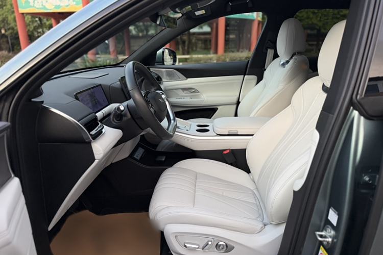 Used XPeng G9 2024 570 Max Interior 5