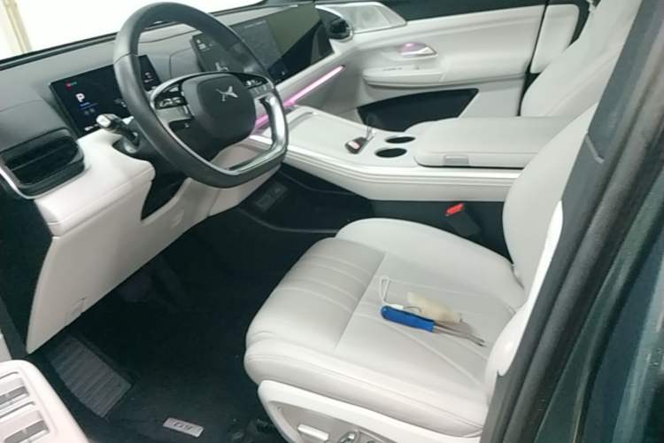 Used XPeng G9 2024 702 Pro Left Front Seat