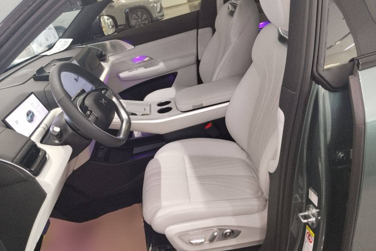 Used XPeng G9 2024 570 Max Left Front Seat