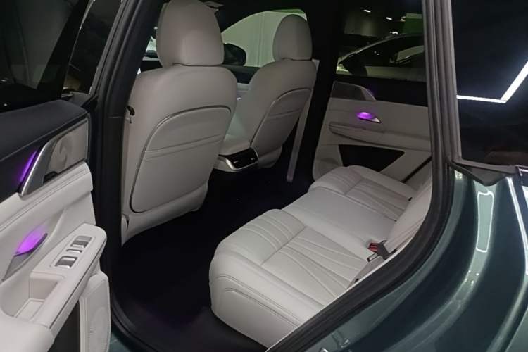 Used XPeng G9 2024 650 Max Left Rear Seat