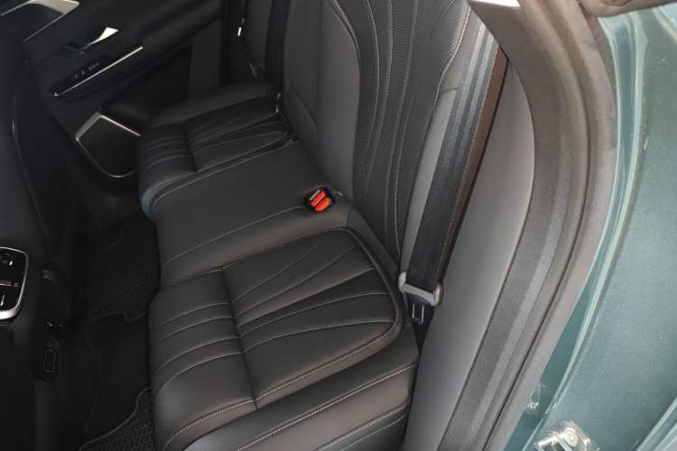 Used XPeng G9 2024 650 Max Left Rear Seat