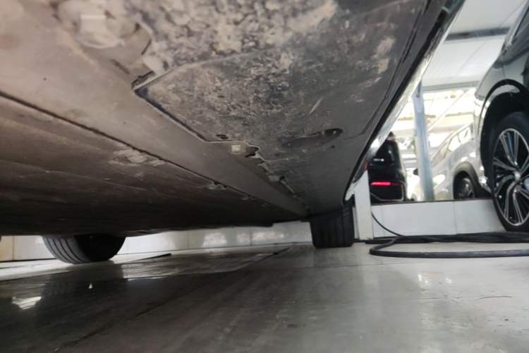 Used XPeng G9 2024 702 Max Left Side Sill