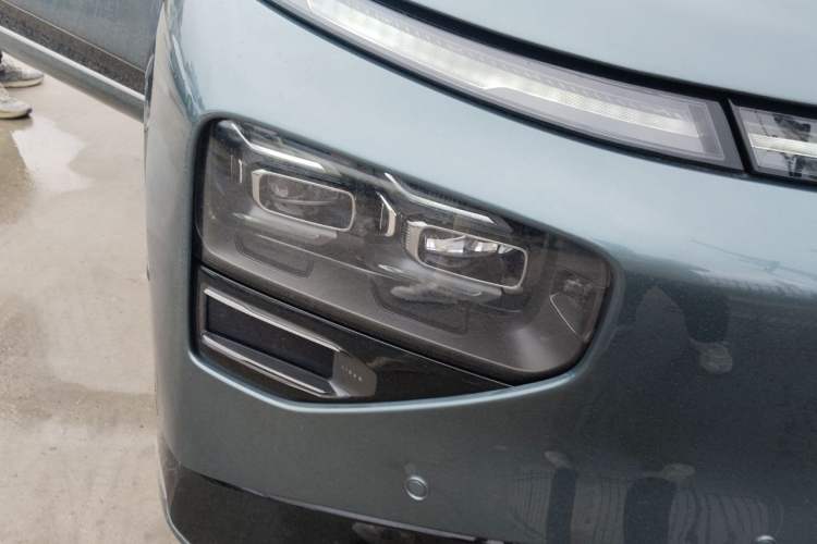 Used XPeng G9 2024 570 Max Right Front Headlight