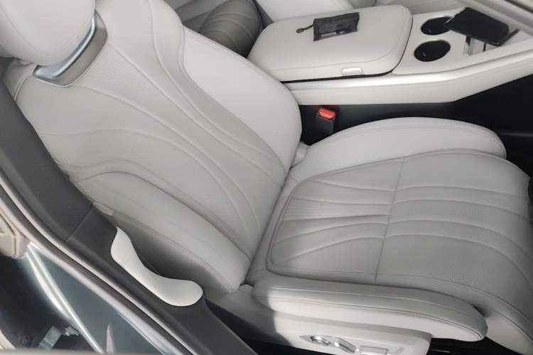 Used XPeng G9 2024 702 Pro Right Front Seat