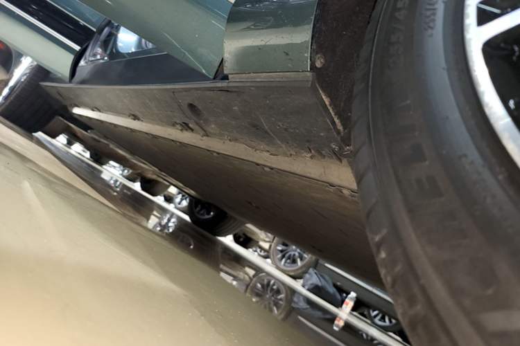 Used XPeng G9 2024 702 Max Right Side Sill
