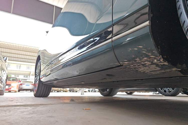 Used XPeng G9 2024 570 Max Right Side Sill