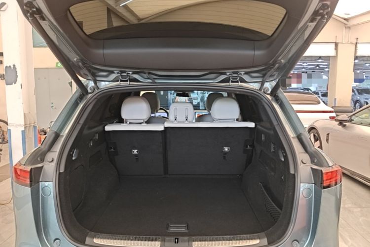 Used XPeng G9 2024 570 Max Trunk