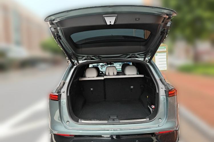 Used XPeng G9 2024 702 Max Trunk