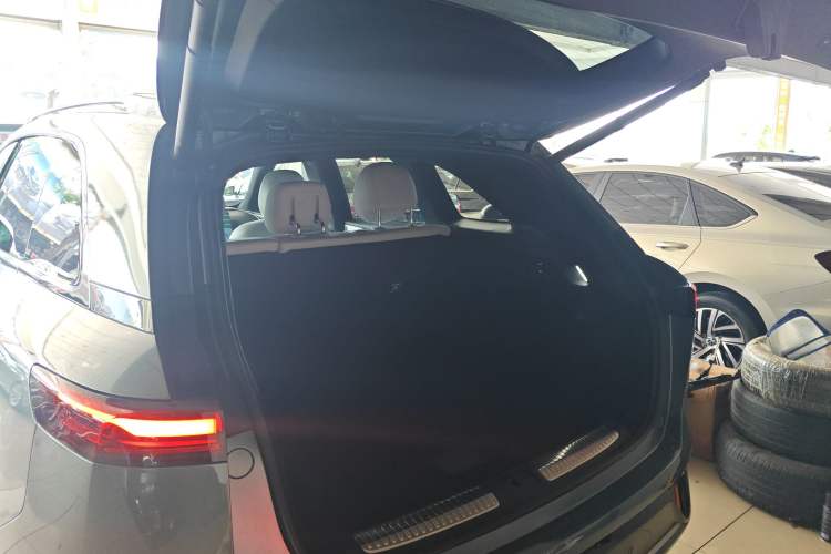 Used XPeng G9 2024 570 Max Trunk