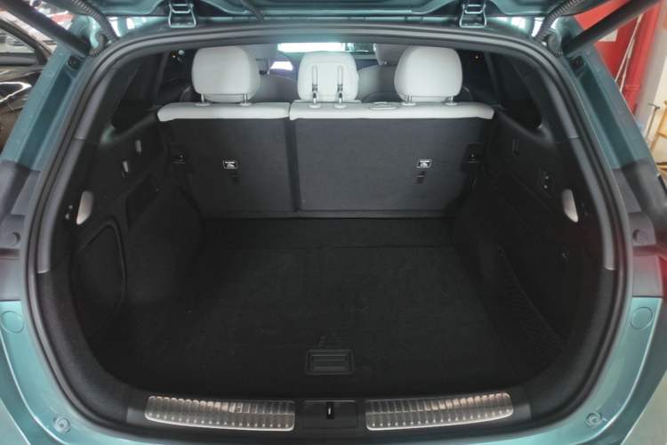 Used XPeng G9 2024 570 Max Trunk