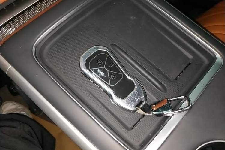 Used XPeng G9 2024 570 Max Vehicle Key