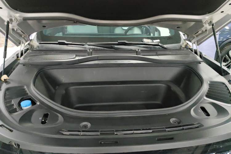 Used XPeng G9 2024 702 Max Engine Bay