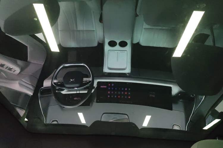 Used XPeng G9 2024 702 Max Headliner