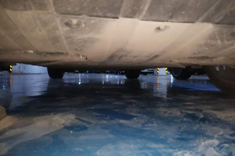 Used XPeng G9 2024 570 Max Chassis Rear