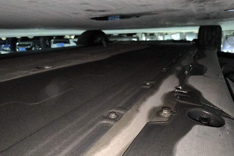 Used XPeng G9 2024 702 Max Chassis Rear Left