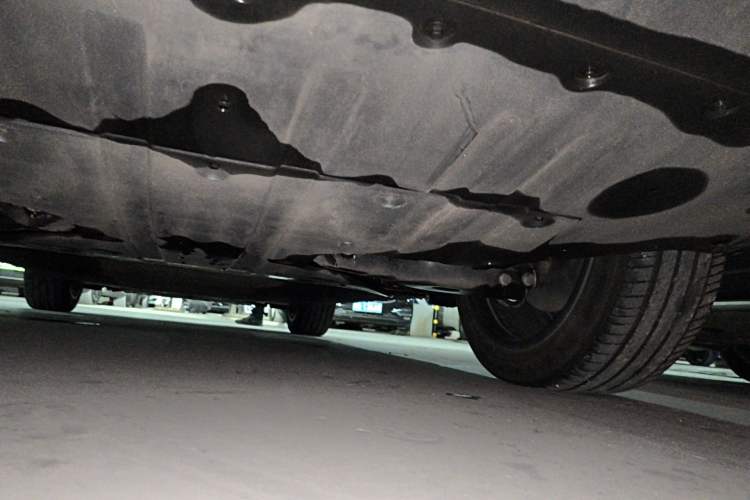 Used XPeng G9 2024 702 Max Chassis Rear