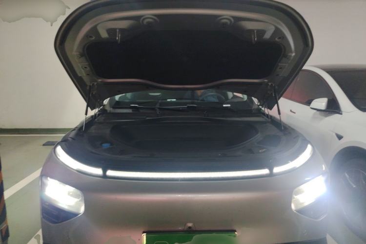 Used XPeng G9 2024 570 Max Engine Bay