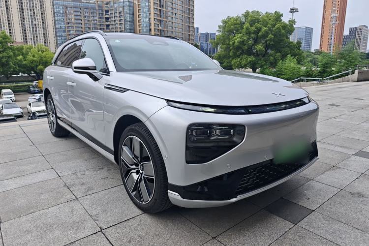 Used XPeng G9 2024 702 Pro Exterior 1