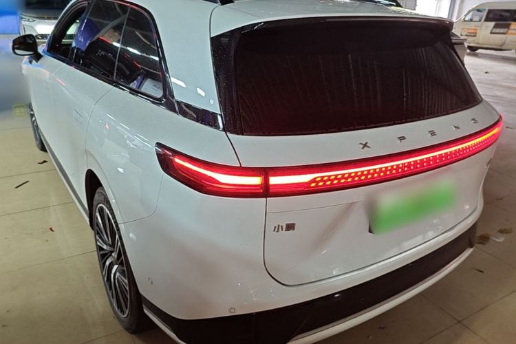 Used XPeng G9 2024 702 Max Exterior 2