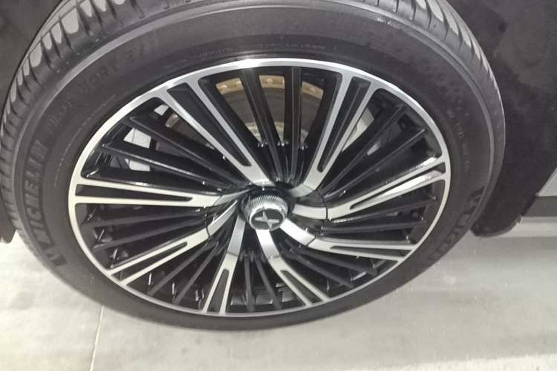 Used XPeng G9 2024 570 Max Exterior 4