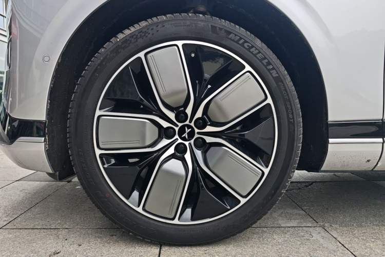 Used XPeng G9 2024 702 Pro Exterior 5