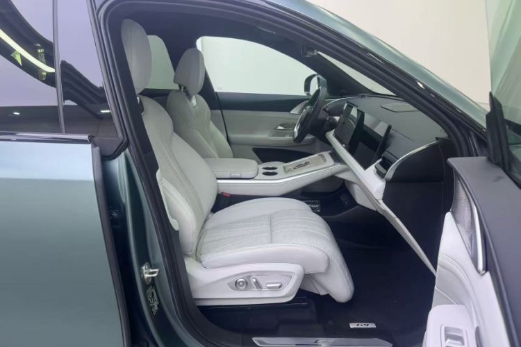 Used XPeng G9 2024 570 Max Interior 8
