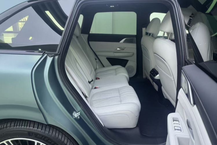 Used XPeng G9 2024 570 Max Interior 9