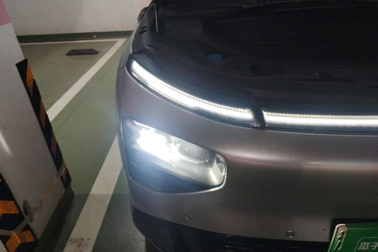 Used XPeng G9 2024 570 Max Right Front Headlight