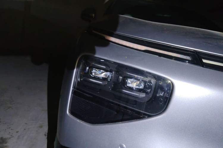 Used XPeng G9 2024 570 Max Right Front Headlight